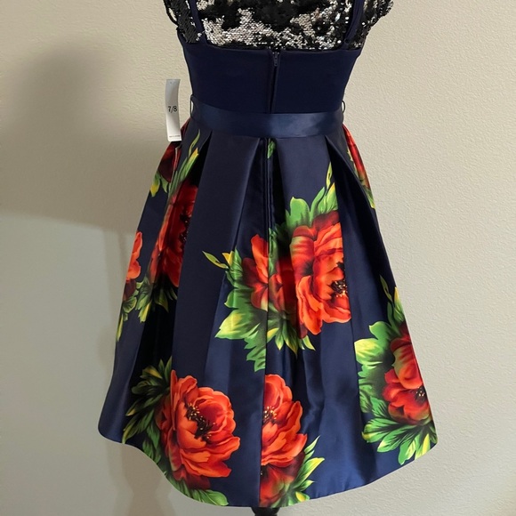 TeezeMe Occasion Dress - Picture 3 of 7